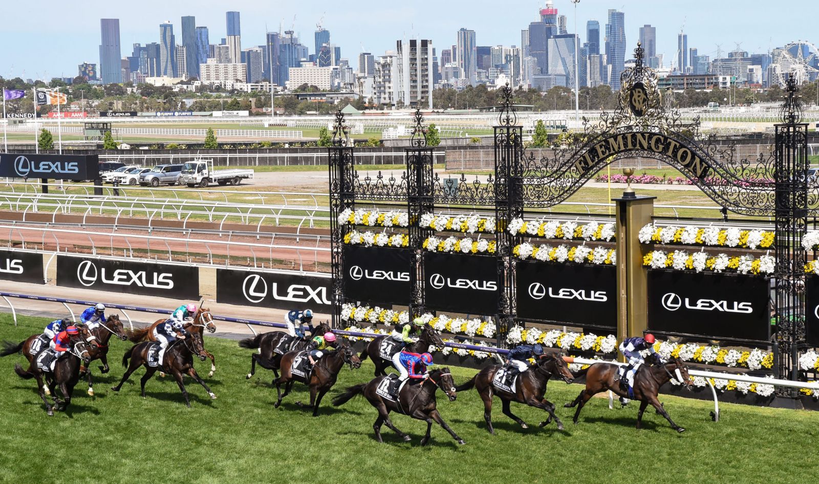 DFS Strategy: Dynamic Lineups with Horse Racing on Draftstars